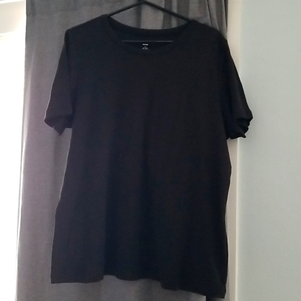Black shirt
